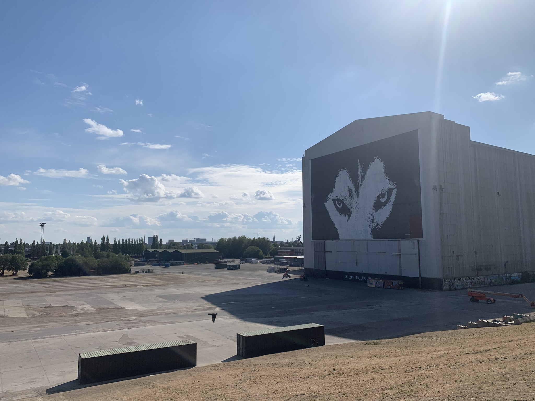 Grande halle et esplanade à Refshaleoen